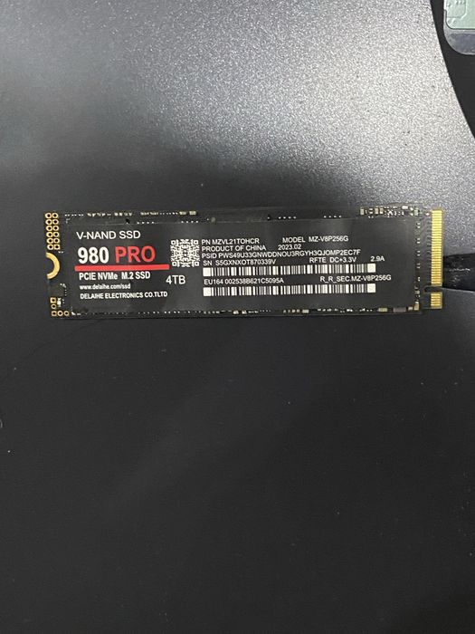 SSD M2 на 4Тб памяти