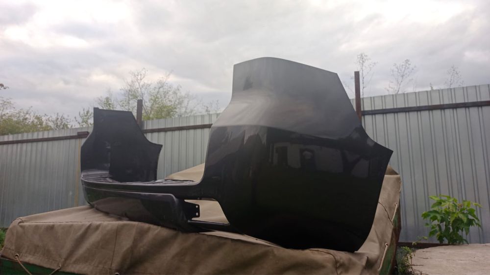 Бампер Прадо продам