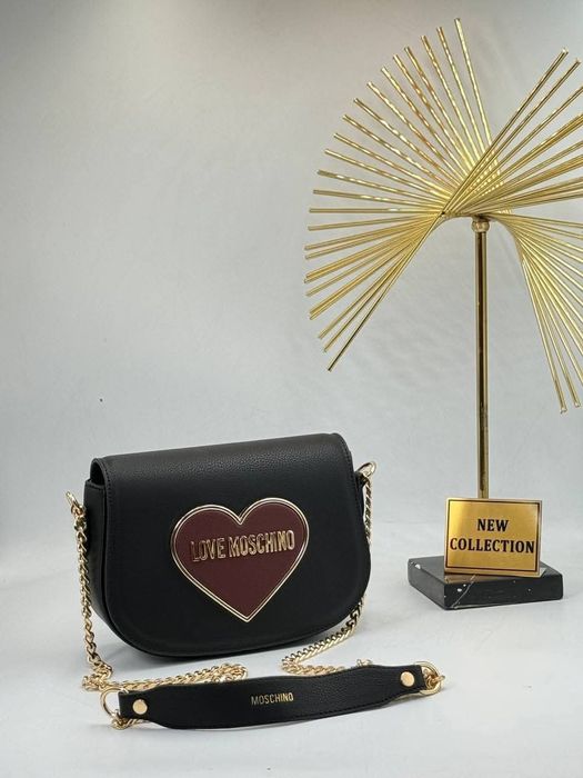 Стилна дамска чанта