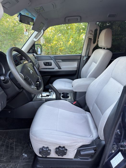 Продам Mitsubishi Pajero 2008г