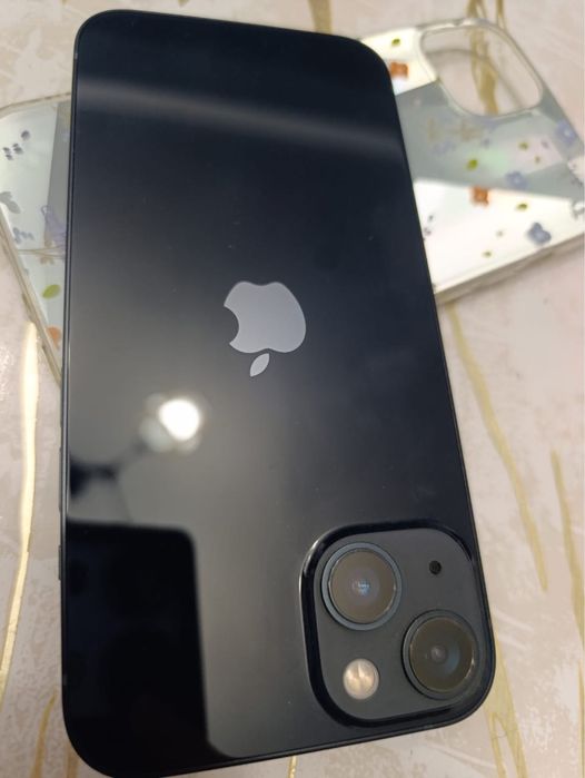 iPhone 13. В идеальном состоянии.