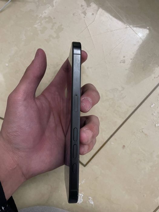 Iphone 16 pro black Titanium original