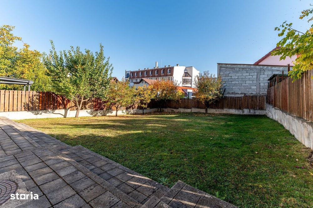 Casa deosebita, 270 mp utili, D+P+E, teren 600, Andrei Muresanu