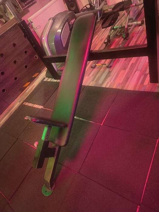 Bancă Piept Înclinată Profesională (Olympic Incline Bench)