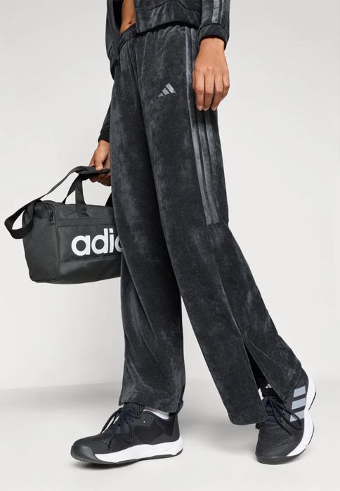 Adidas TIRO анцуг