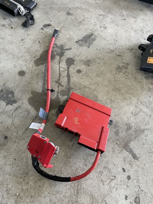 Borna plus / minus BMW seria F f06 f10 f01 x5 x6 f15 f16