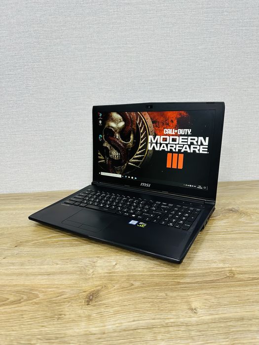 MSI Core i7-8 Ядерный Мощный, Игровой ноутбук для Игр и Программ