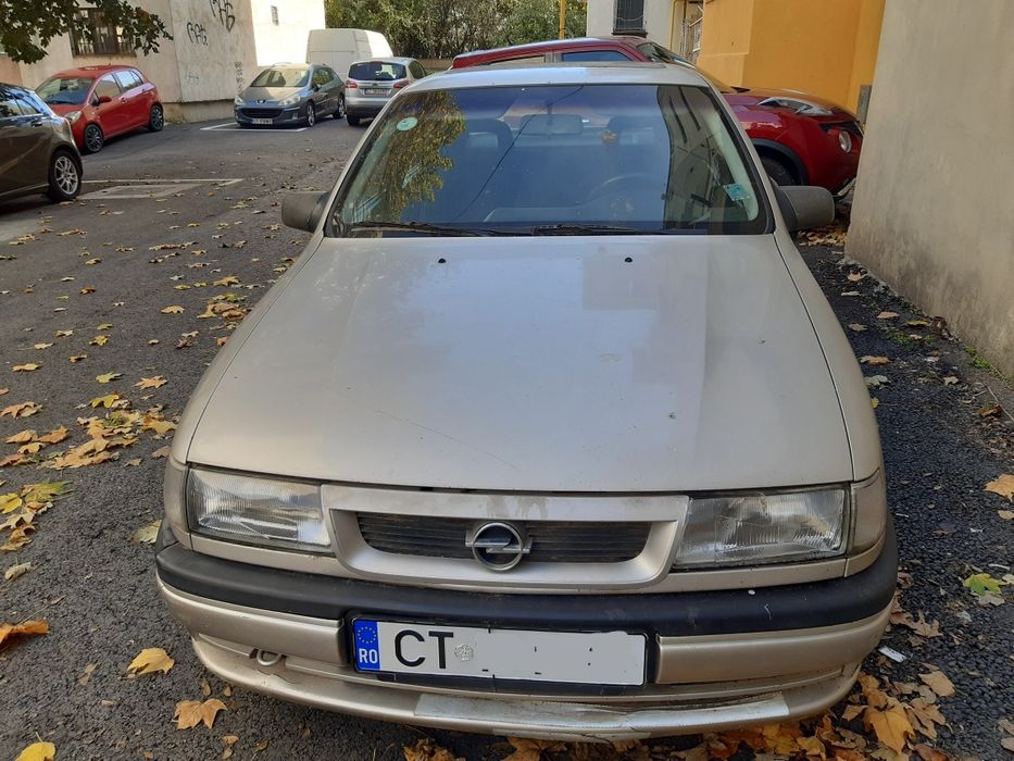 Opel Vectra 1,6 benzină + GPL recomandat  pentru programul RABLA

Vând Opel Vectra 1,6 benzină și GPL, fabricație 06.1994. Autoturismul se prezintă în
