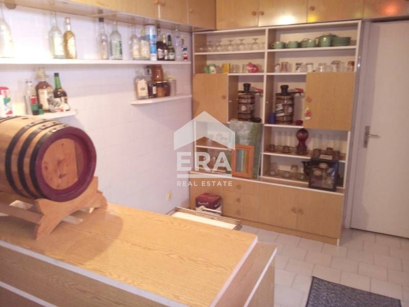 Продава се Етаж от къща в с. Минерални бани, Област Хасково - 750 кв.м за 200 €/кв.м - Снимка #1