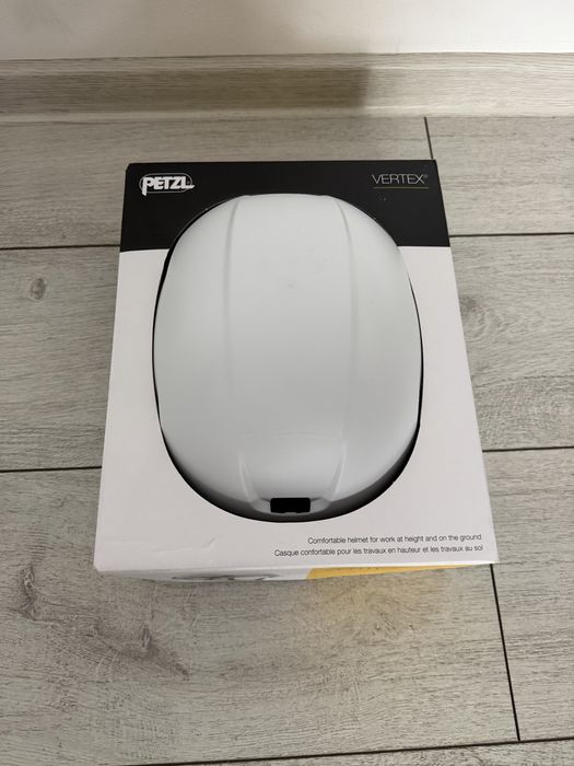 Casca Petzl Vertex Noua