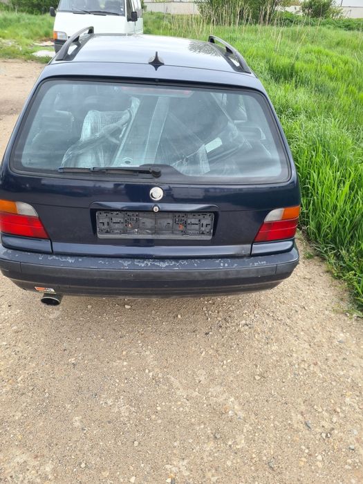 (Продава се на части) BMW 318is комби