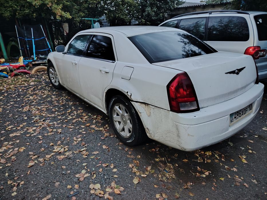 Крайслер 300с 2006 года