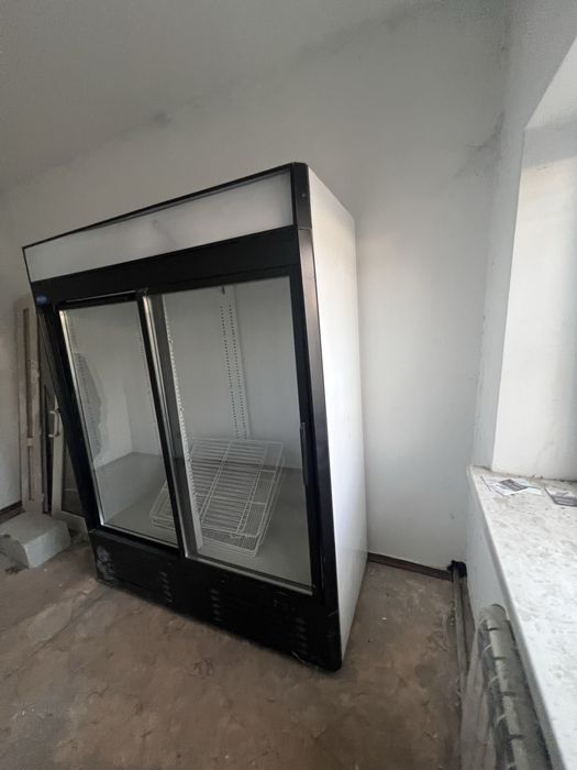 Холоильник для магазина