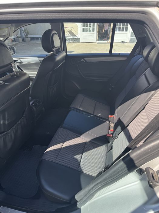 Mercedes benz C220