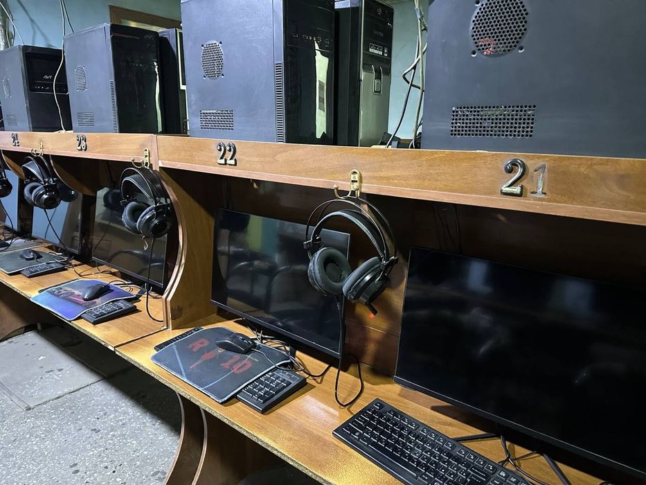 Продается 10 компьютеров