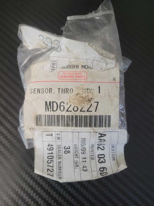 Оригинален Mitsubishi Сензор за дроселова клапа MD628227