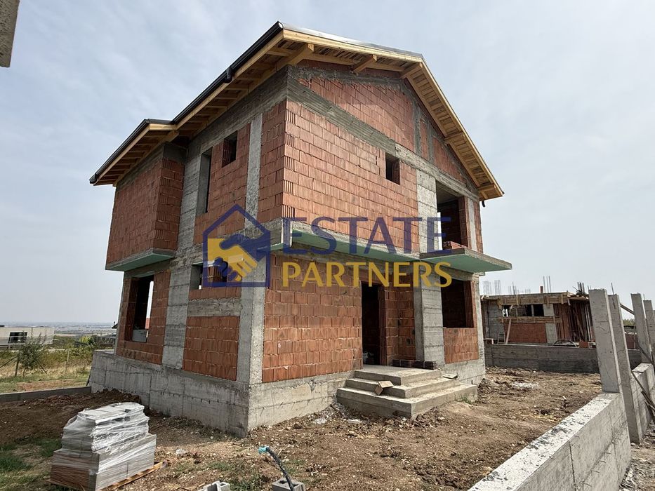 Къща в Пловдив, област-с.Брестник площ 172 цена 316000