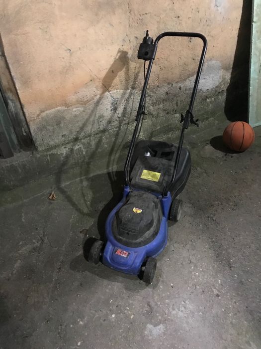 Електрическа косачка