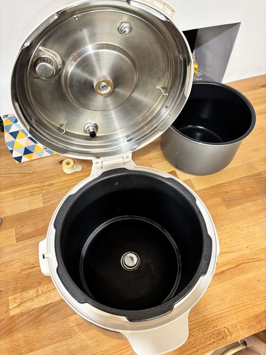 Oala de gatire sub presiune/Multicooker Moulinex