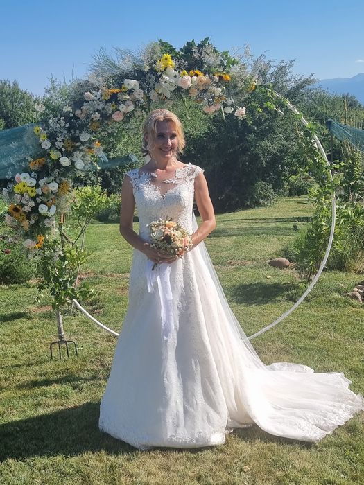 Булчинска рокля Areti и воал