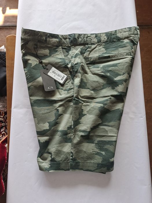 Pantaloni scurti Armani nr 38 originali