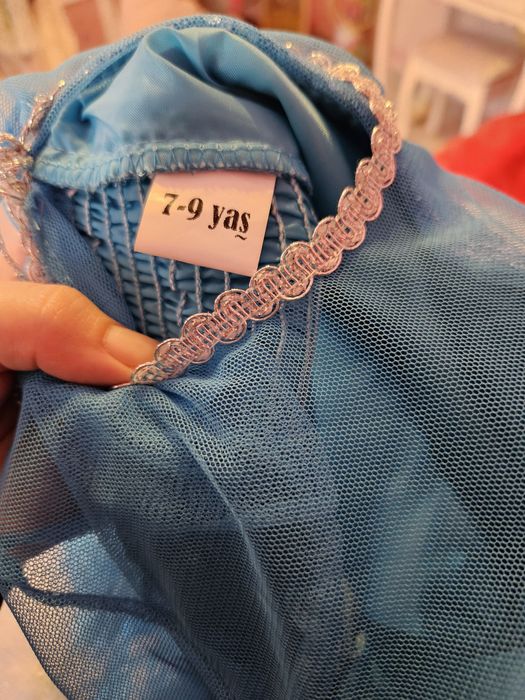 Рокля на Елза р-р 7-9г.