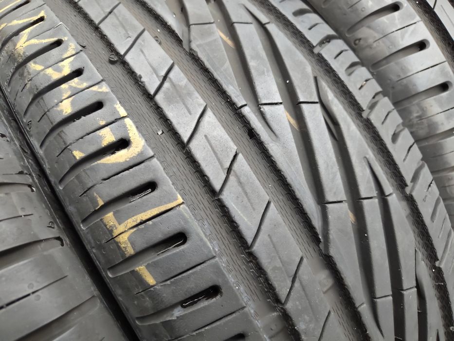 215/55/18" 4бр Uniroyal rain sport  5,dot2720,7-8mm