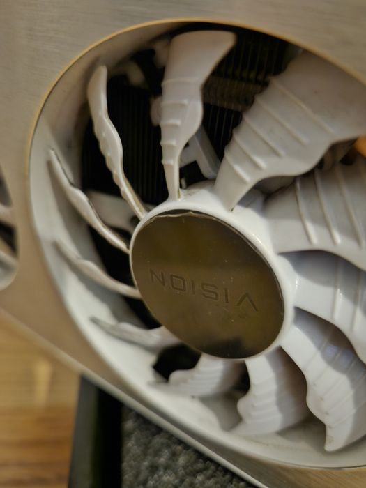 Gigabyte GeForce® RTX™ 3060 Ti VISION cu folie