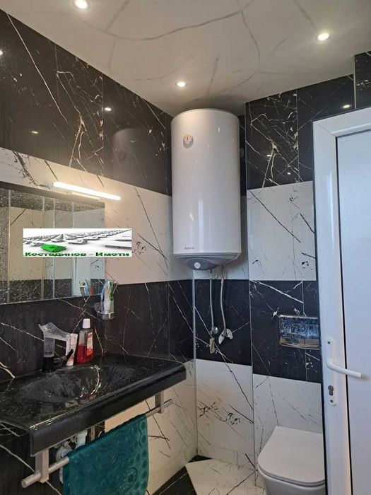 Продава се Многостаен апартамент в Пловдив, Остромила - 167 кв.м за 1653 €/кв.м - Снимка #9