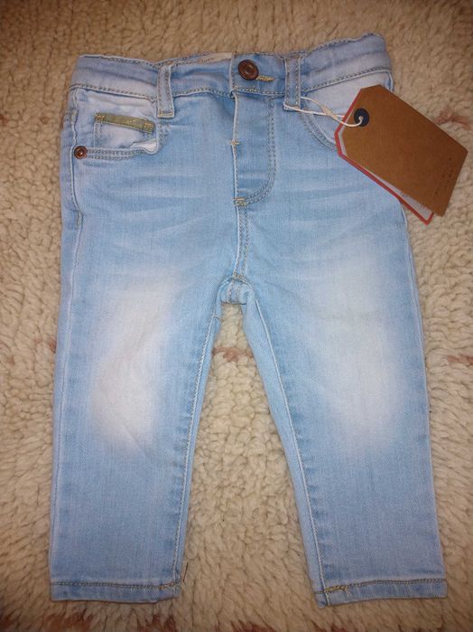 Бебешки дънки 74,см Zara