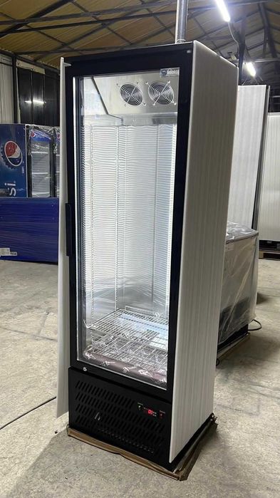 Vitrină frigorifică 182 cm LED pentru băuturi
