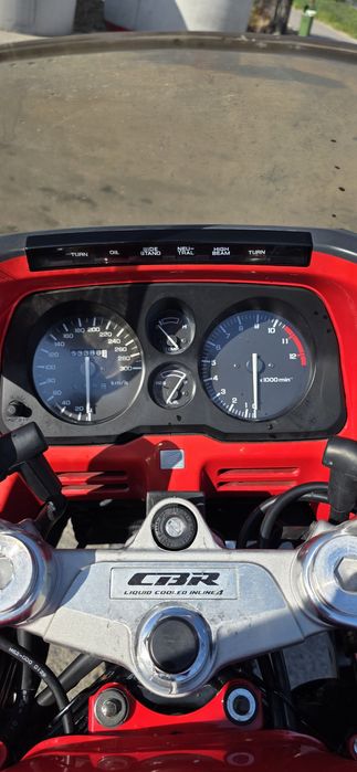 Honda CBR 1000F SC24