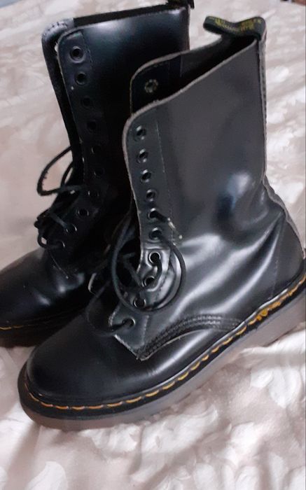 Ghete Dr. Martens
