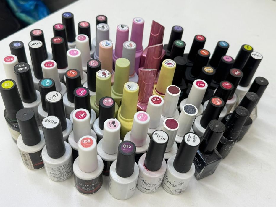 Продам все для маникюра