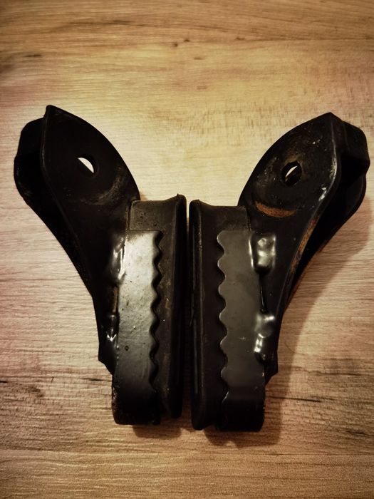 Scărițe / Pegs originale BMW F650GS 2004