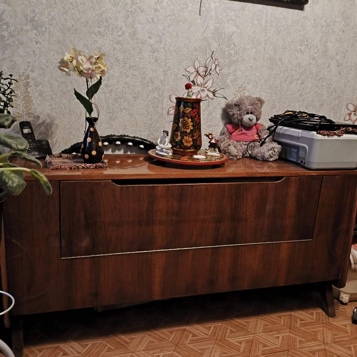 Сервант, шкаф и тумба