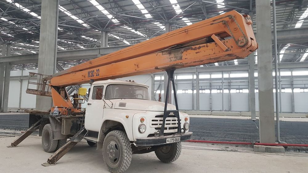 Автовышка сотилади 22 метр зил