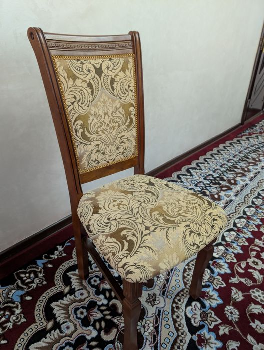 Стол и стулья , 3,65 м для 16 персон