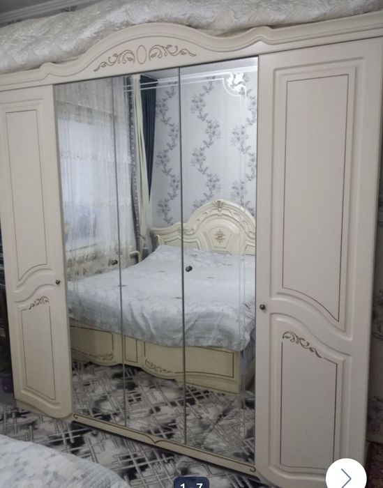 Спальный гарнитур