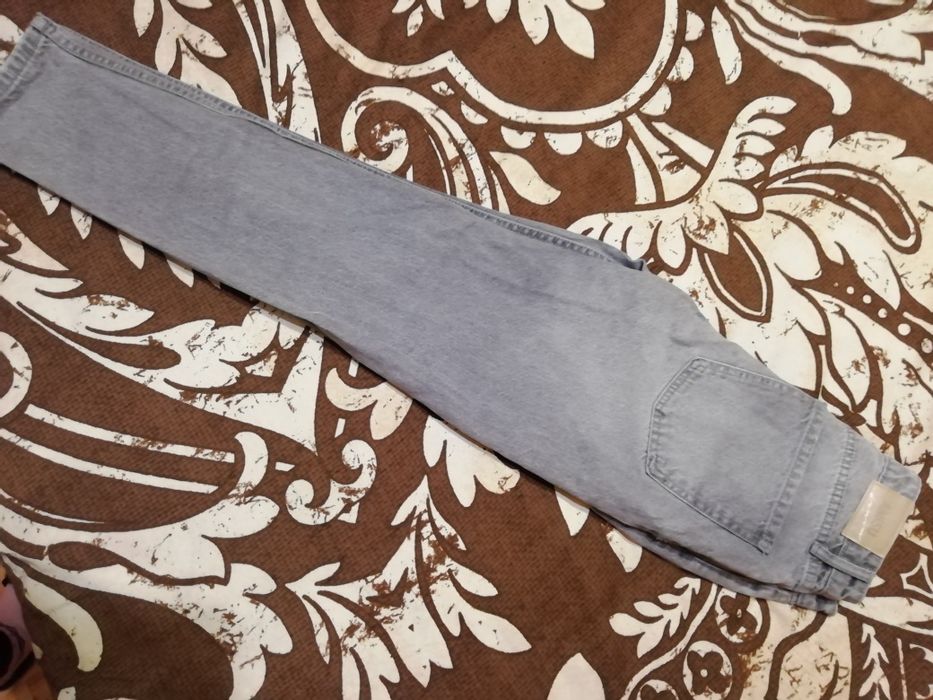 Сиви дънки Amisu