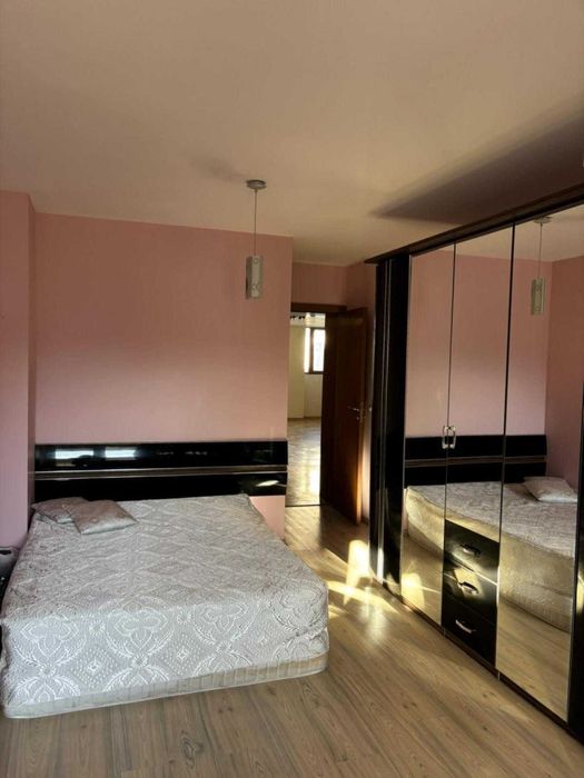 Продава се Тристаен апартамент в Пловдив, Младежки Хълм - 117 кв.м за 1047 €/кв.м - Снимка #4