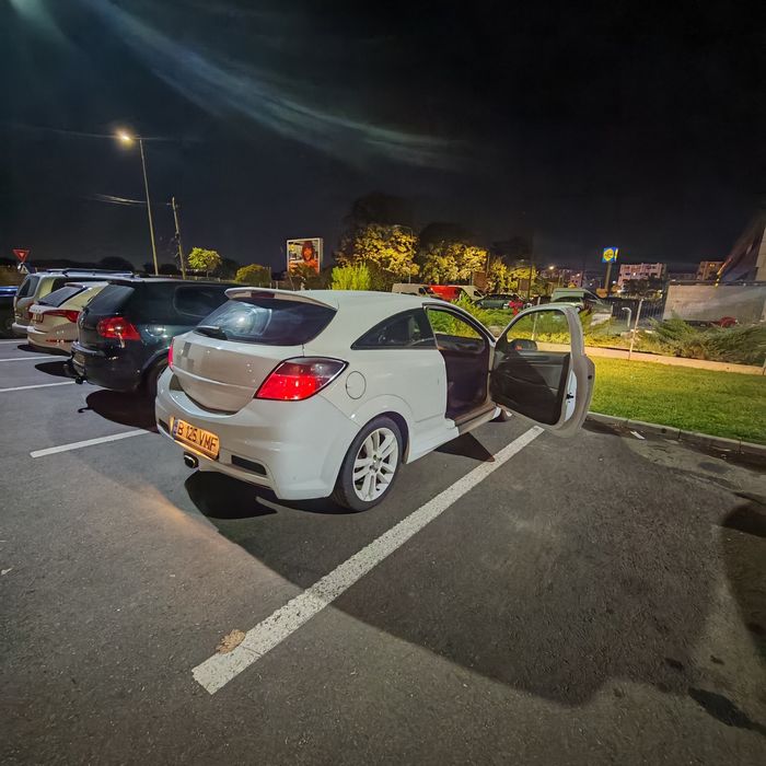 Opel Astra H gtc 2008