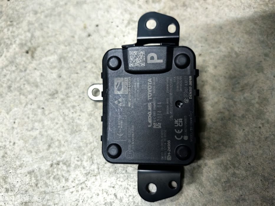 Дистроник - преден Lexus LBX / Лексус LBX 2024г