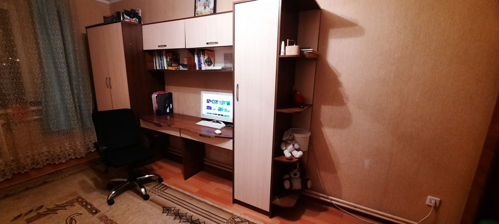 Срочно продам детский гарнитур. Хороший торг.