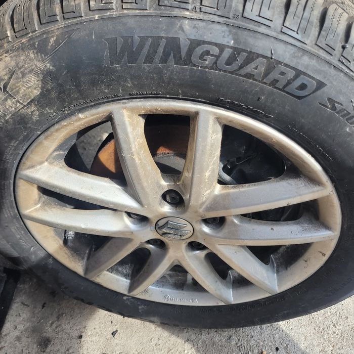 Ляти джанти  с гуми за сузуки scros