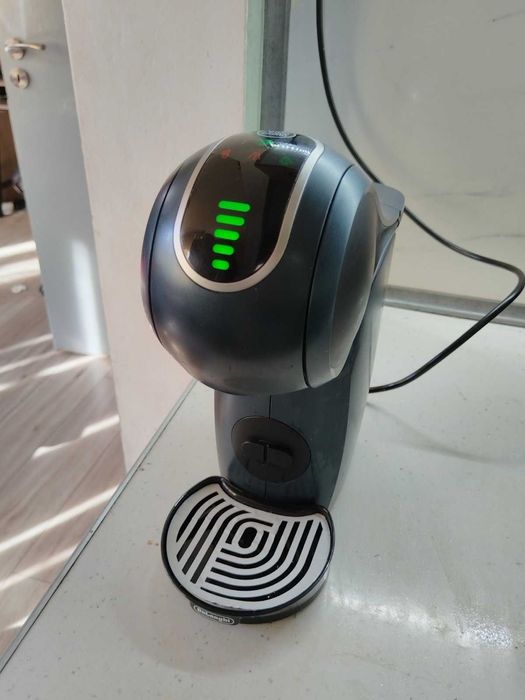 Dolce Gusto Genio S мостра - кафе машина с капсули