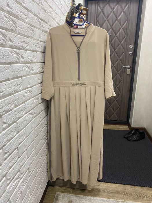 Продаю платья б/у отл.сост.