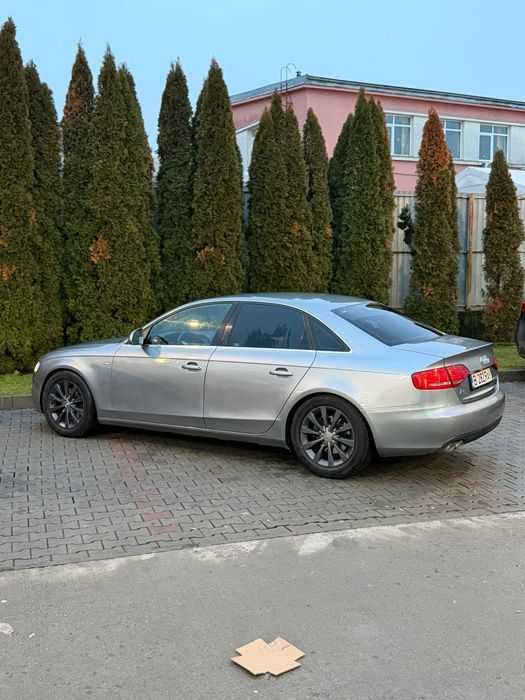 Vând Audi A4 S line b8 automat