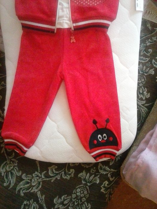 Новые костюмчики на малышей