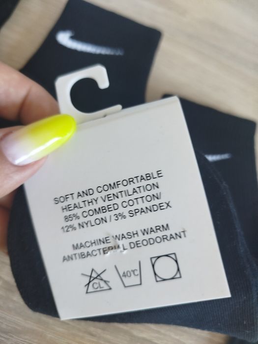 Patru perechi de șosete negre unisex din bumbac Nike